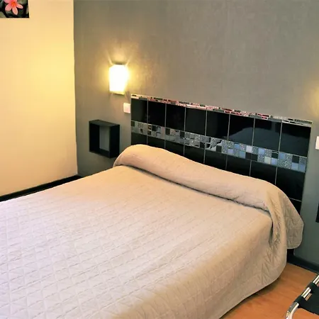 Hotel Du Parc 2*
