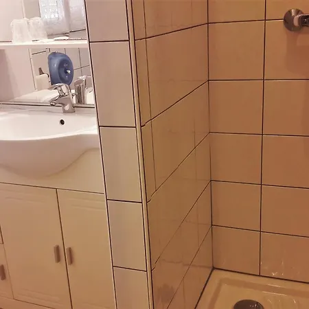 Du Parc ホテル 2*