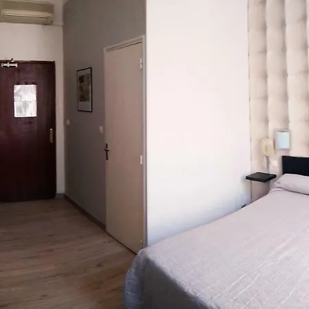 ホテル Du Parc 2*