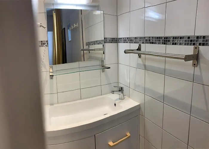 Ξενοδοχείο Du Parc 2*