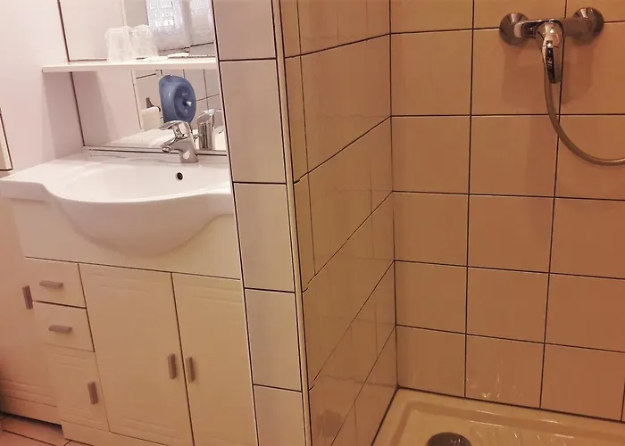 Du Parc Szálloda 2*